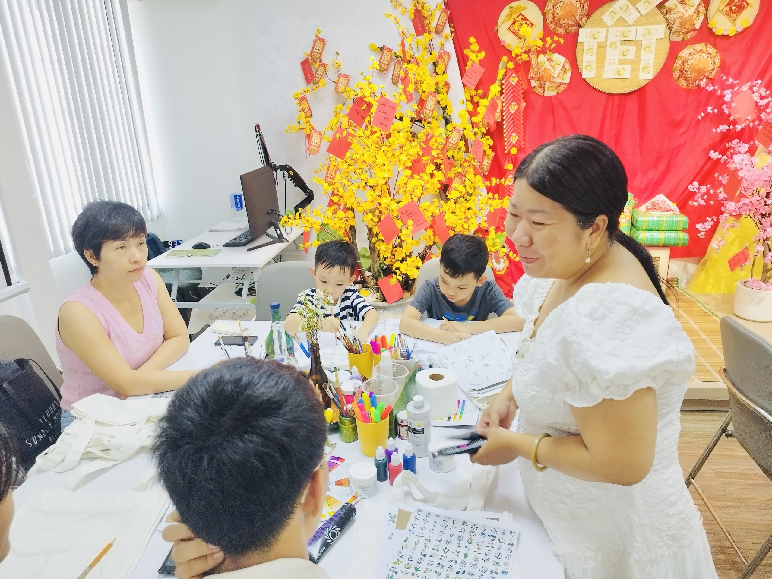 Philia Workshop vẽ túi thủ công